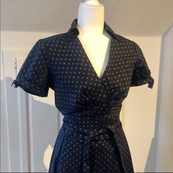 BCBGMaxAzria Dresses & Skirts - BCBG Max Azria wrap shirtdress